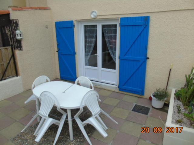 Proche de la mer - coquette villa de vacances Le Barcarès Exterior foto